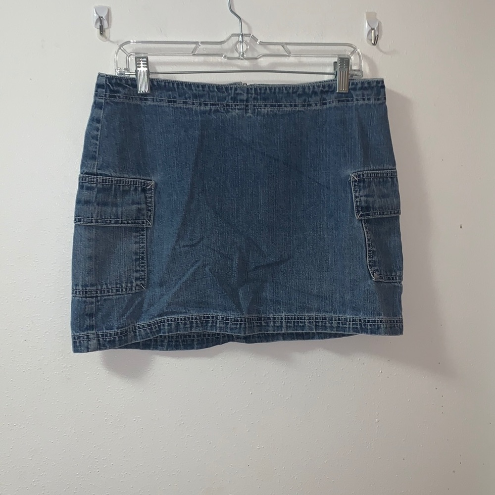 ⭐️5 for 25⭐️Vintage Y2K Express Blues size 5/6 denim skirt